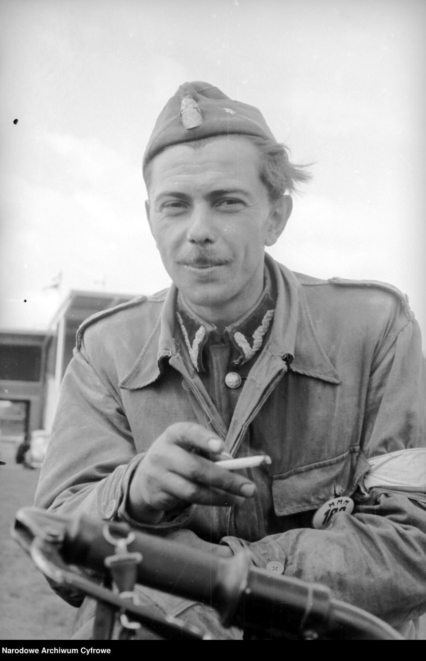 Zawody motocyklowe na Stadionie Olimpijskim, lata 1948-1953.