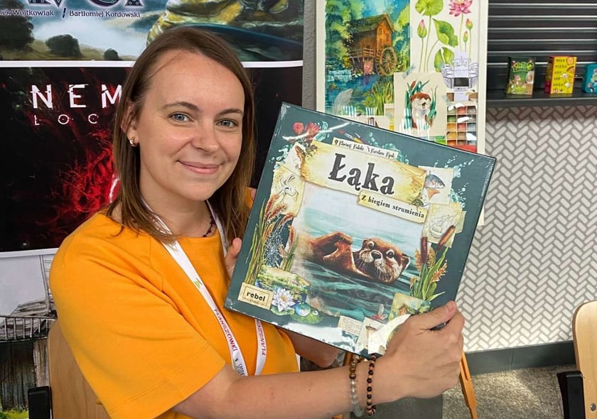 Karolina Kijak, ilustratorka gry planszowej ?Łąka? będzie gościem festiwalu