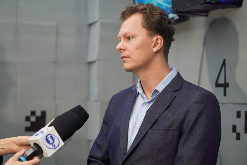 Sala terapii wirtualnej rzeczywistości w Dolnośląskim Centrum Zdrowia Psychicznego we Wrocławiu / na zdjęciu: Marek Witkowski, lekarz psychiatra, dyrektor medyczny DCZP