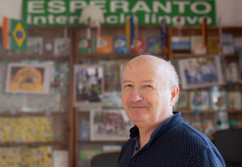 Bogdan Dembiec uczy esperanto od początku lat osiemdziesiątych ubiegłego wieku