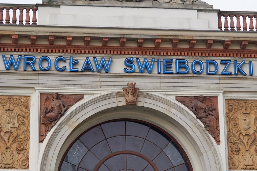 Dworzec Świebodzki i jego architektura