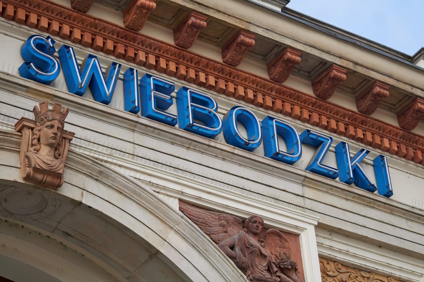 Dworzec Świebodzki i jego architektura