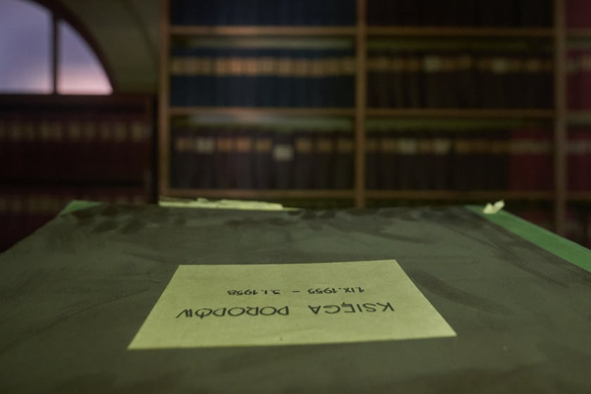 Archiwum ocalonych akt szpitalnych dawnej kliniki ginekologicznej