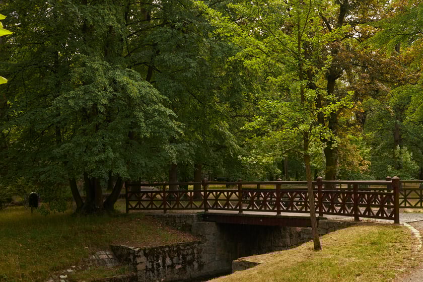 Liczba zameldowanych mieszkańc&oacute;w: 4 059

na pobyt stały: 3 474
na pobyt czasowy: 585

&nbsp;