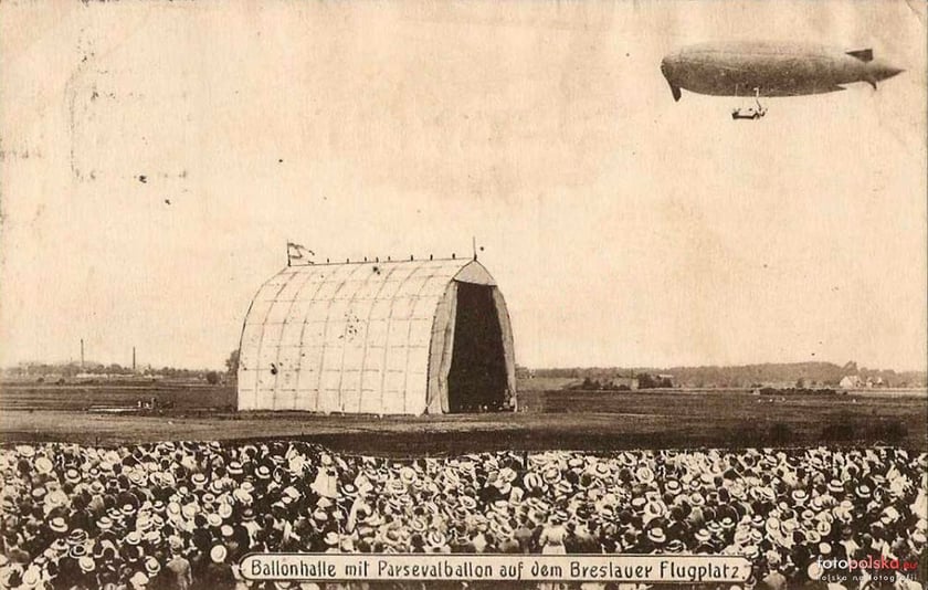 Zeppelin na Gądowie Małym w 1910 roku.