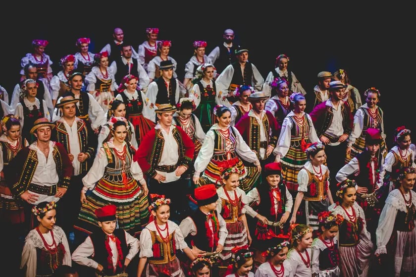 Zespół na scenie prezentuje się zjawiskowo