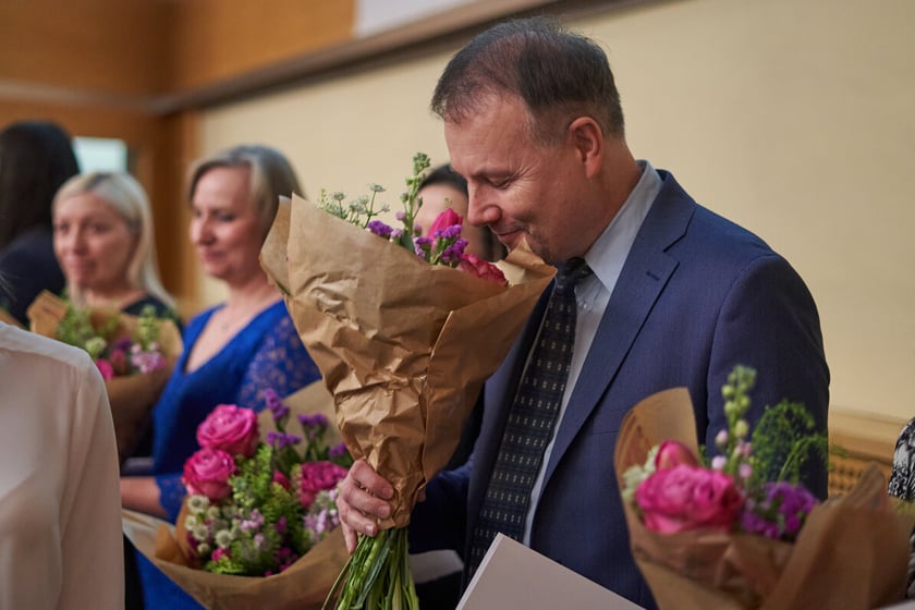 Podziękowania składane wychowawcom klas czwartych&nbsp;