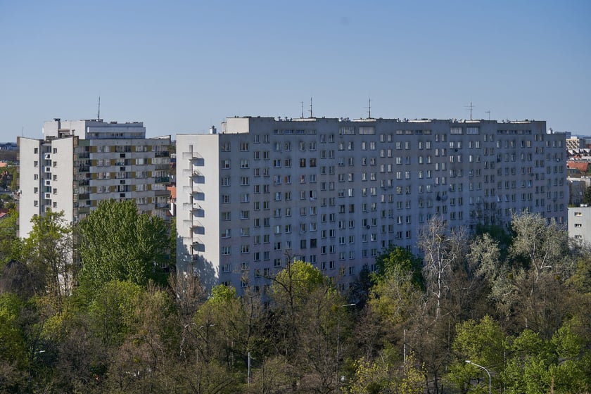 Panorama Wrocławia z perspektywy Krzyków - maj 2023