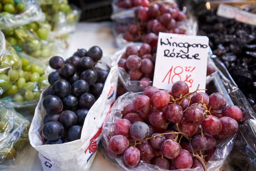 Aktualne ceny owoców i warzyw w Hali Targowej.