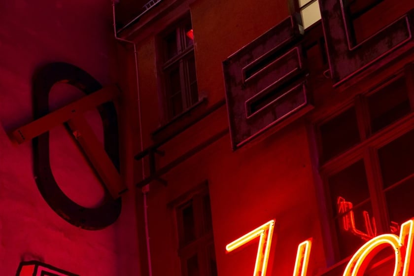 Neony we Wrocławiu