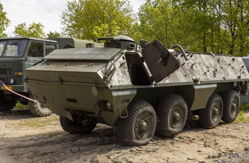 Czołg, SKOT i armaty! Nowe niezwykłe eksponaty Społecznego Muzeum Militarnego przy ul. Pełczyńskiej we Wrocławiu