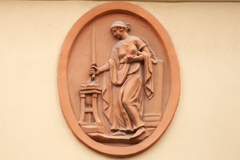 Rzeźby i ornamenty na wrocławskich kamienicach