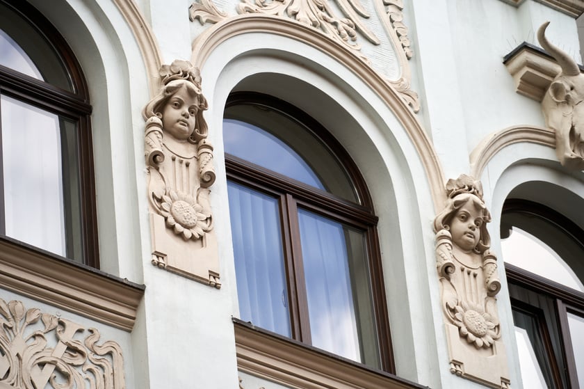 Rzeźby i ornamenty na wrocławskich kamienicach