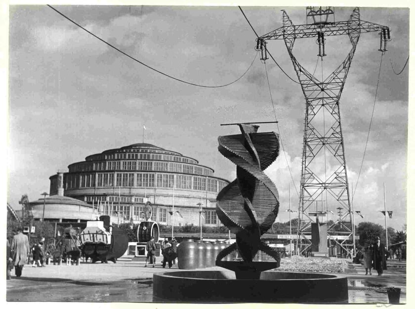 Hala Stulecia we Wrocławiu. Wystawa Ziem Odzyskanych 1948 r.