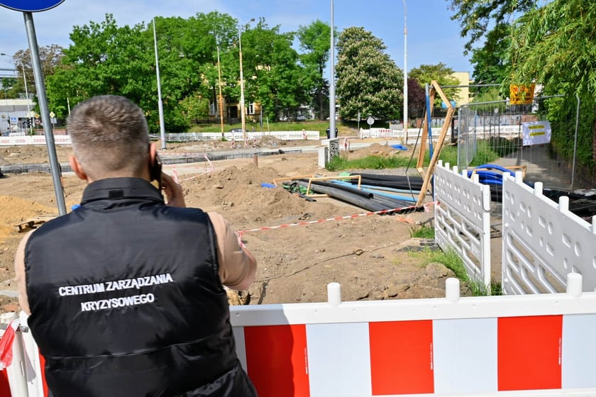 Na miejscu pracowali również przedstawiciele Centrum Zarządzania Kryzysowego.