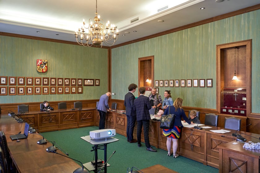 Dzień Samorządu Terytorialnego 2023, drzwi otwarte we wrocławskich Sukiennicach.