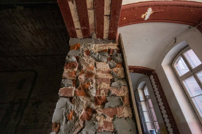 Zespół budynków i parku przy al. Kasprowicza na Karłowicach