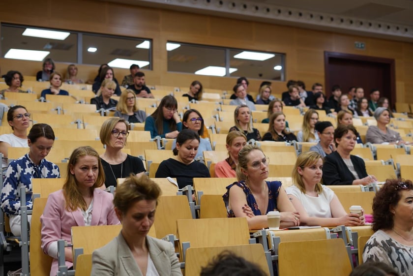 Uczestnicy II Wrocławskiego Forum ds. Uzależnień