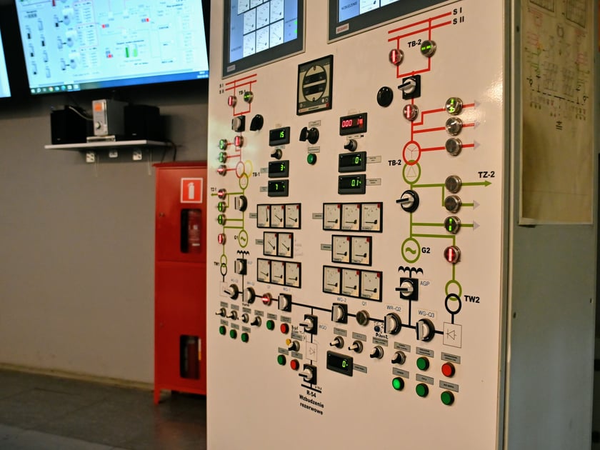 Historyczna elektrociepłownia w Siechnicach niedługo odejdzie na zasłużoną emeryturę. Zastąpi ją nowoczesny zakład zasilany gazem.