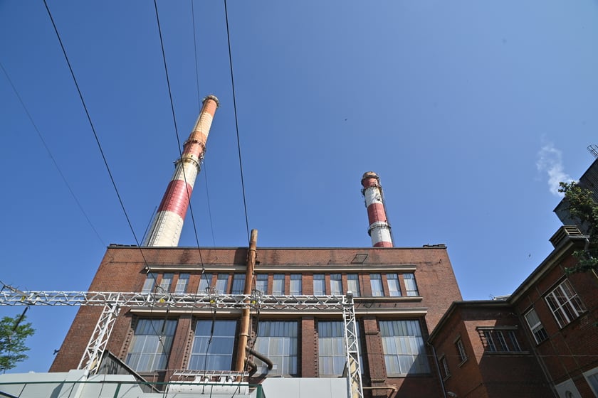 Historyczna elektrociepłownia w Siechnicach niedługo odejdzie na zasłużoną emeryturę. Zastąpi ją nowoczesny zakład zasilany gazem.