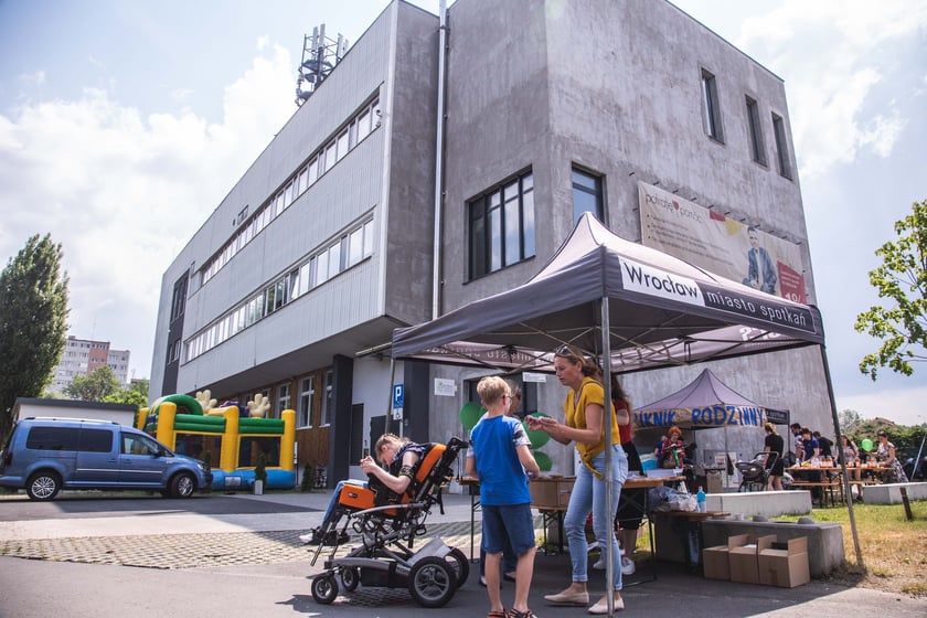 Rodzinny piknik charytatywny z okazji jubileuszu Fundacji ,,Potrafię Pomóc''