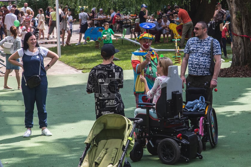 Rodzinny piknik charytatywny z okazji jubileuszu Fundacji ,,Potrafię Pomóc''