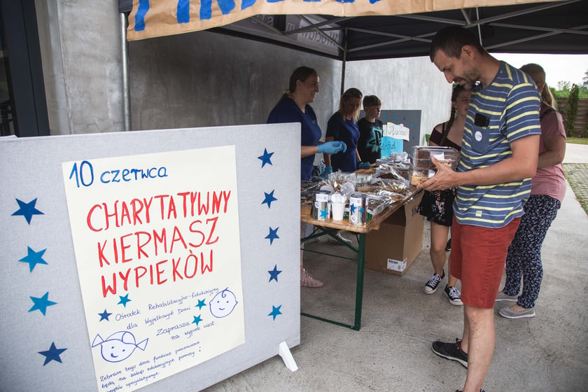 Rodzinny piknik charytatywny z okazji jubileuszu Fundacji ,,Potrafię Pomóc''