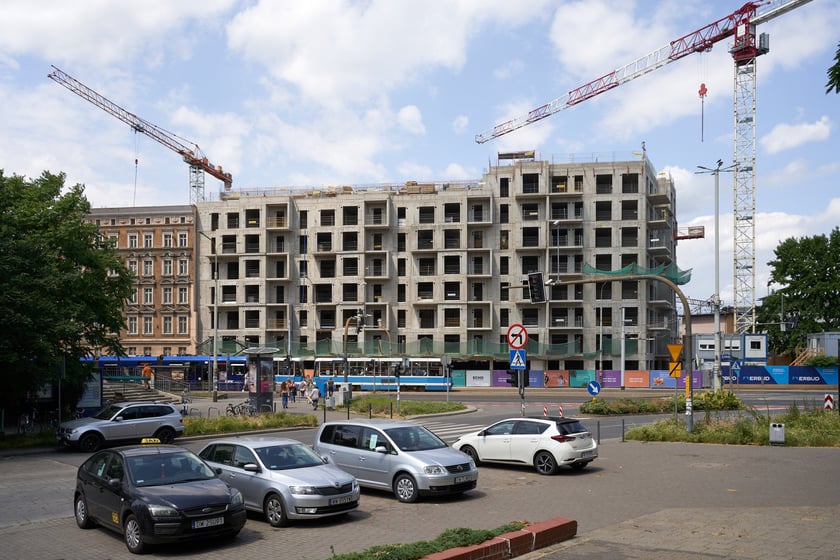 Budowa budynku hotelowo-usługowego przy ulicy Grabiszyńskiej