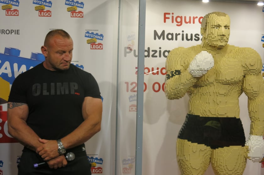 Mariusz Pudzianowski po odsłonięciu figury&nbsp;