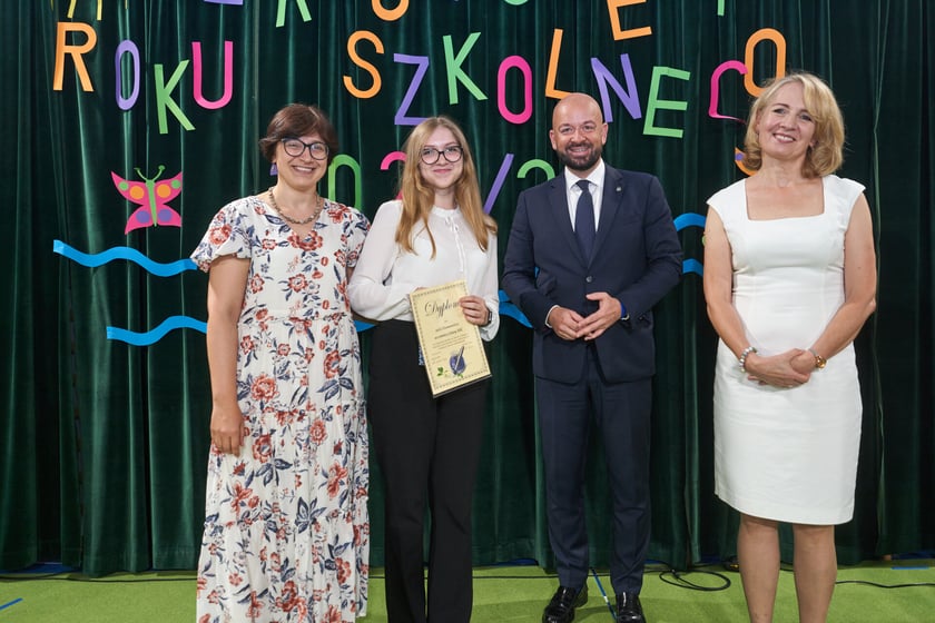 Zakończenie roku szkolnego w VIII Liceum Ogólnokształcącym we Wrocławiu