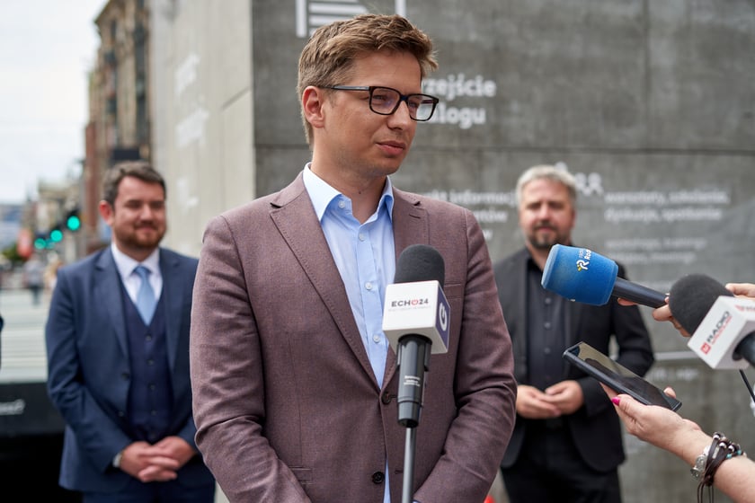 Uroczyste odsłonięcie krasnala Unicefka