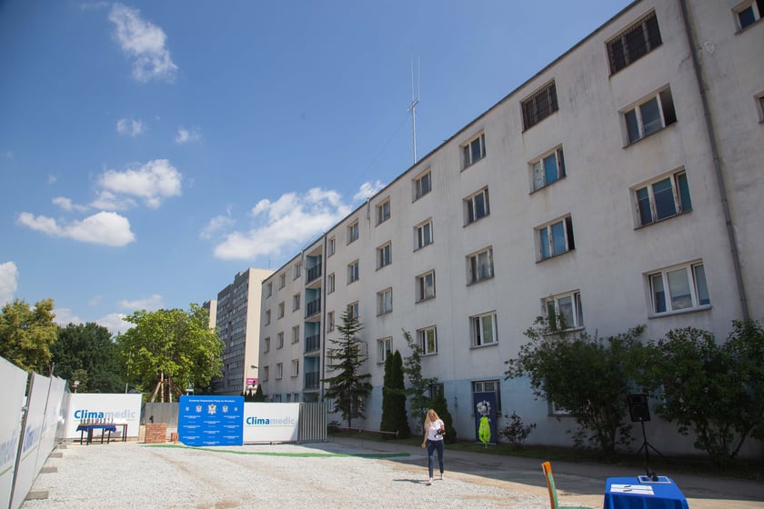 Uroczyste podpisanie aktu erekcyjnego pod budowę nowego komisariatu przy ul. Trzemeskiej
