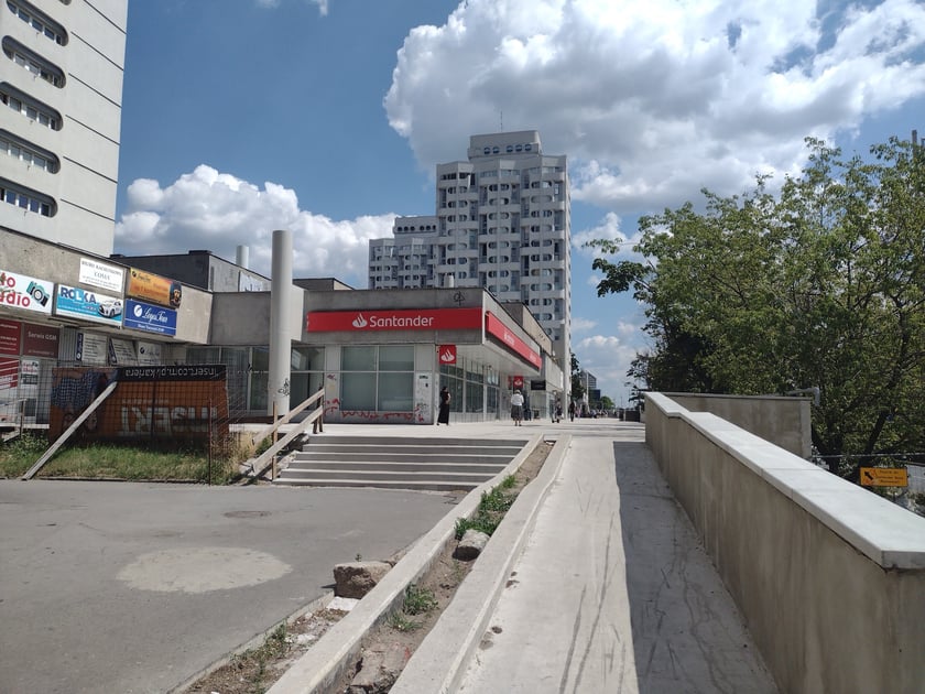 Esplanada wzdłuż placu Grunwaldzkiego - lipiec 2023