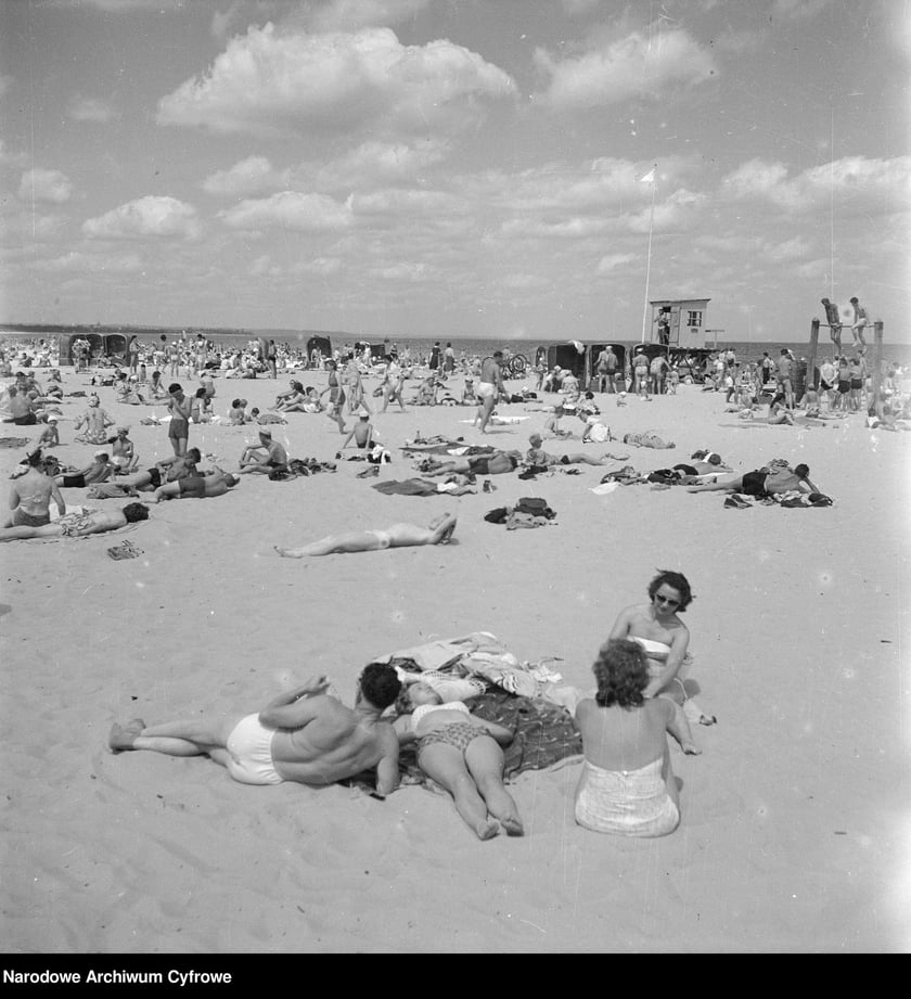Wakacje w PRL-u, 1958 rok, plaża