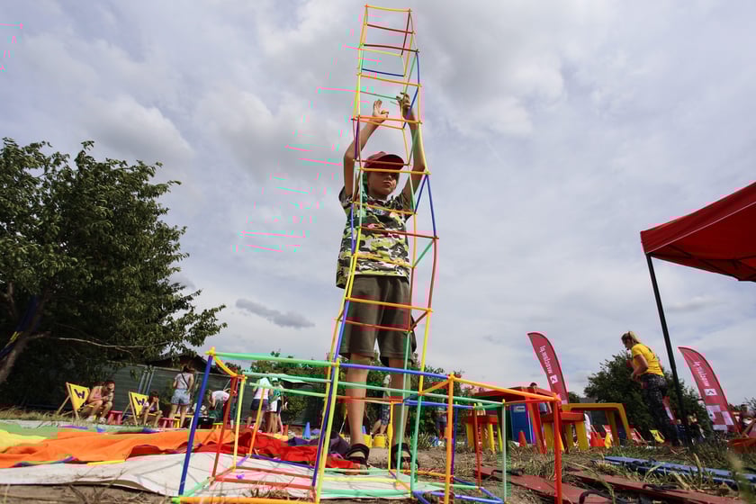 Piknik z okazji otwarcia kładki pieszo-rowerowej nad Ślęzą