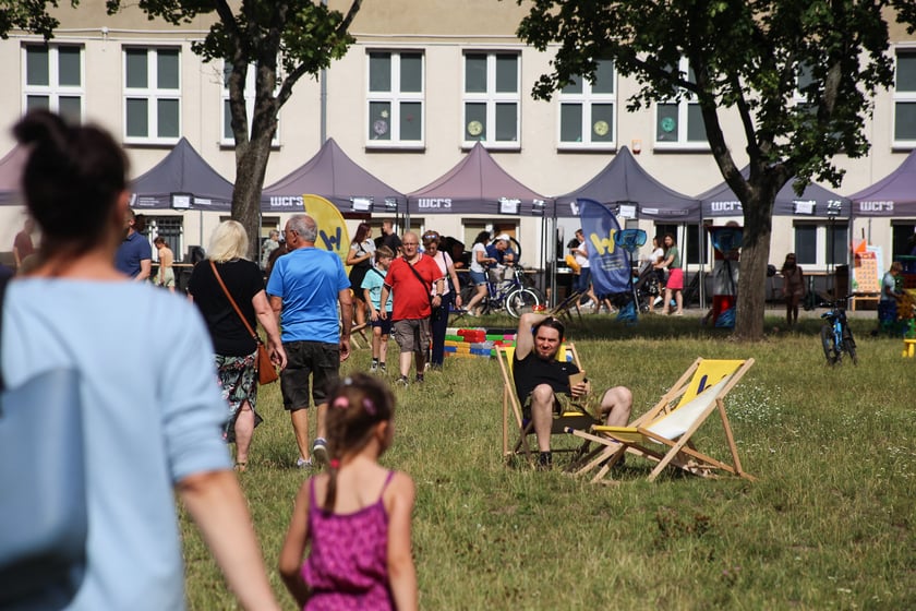 Piknik z okazji otwarcia kładki pieszo-rowerowej nad Ślęzą