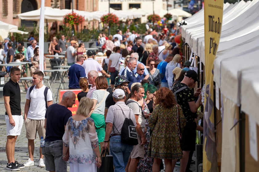 Wrocławska Feta - Festiwal Wina, Piwa i Sera 2023 w Rynku