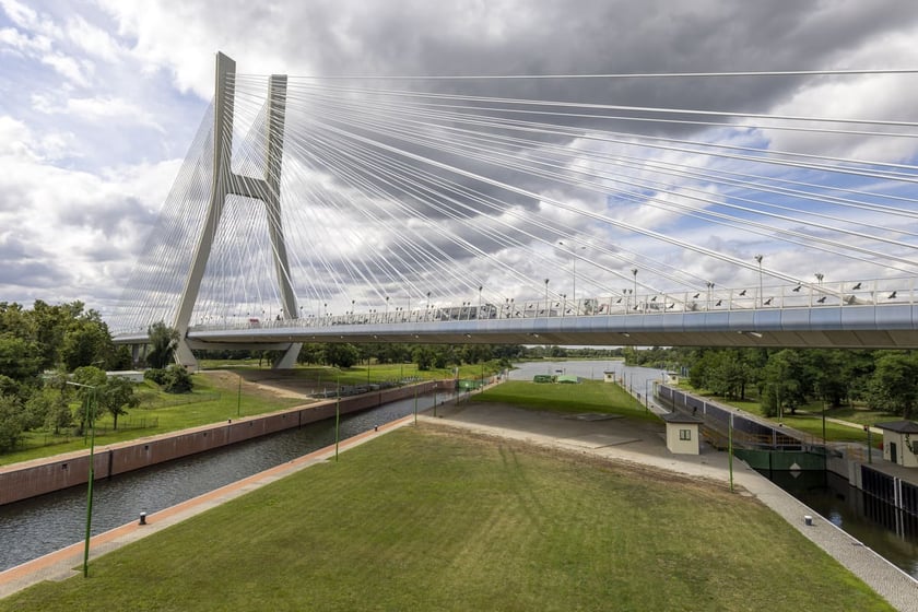 stopień wodny na Rędzinie po remoncie, sierpień 2023