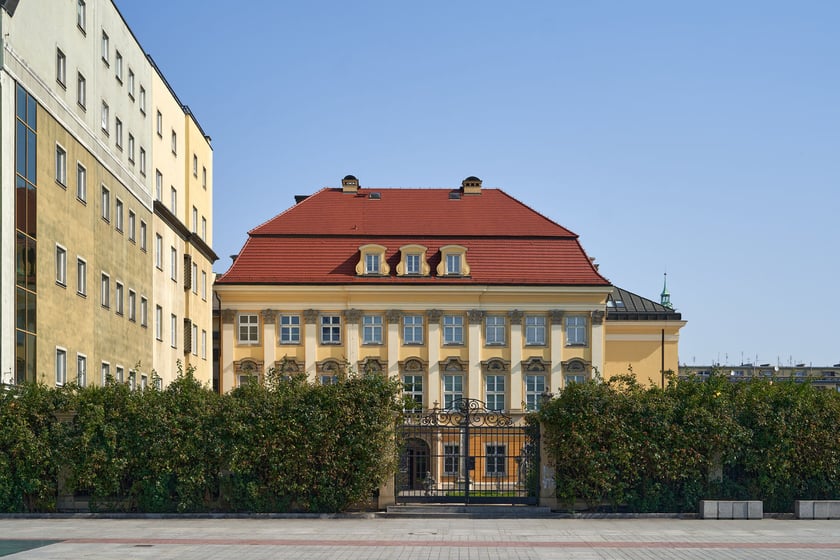 pl. Wolności i Narodowe Forum Muzyki