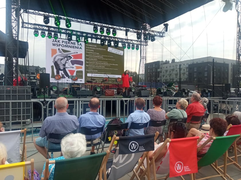 koncert w Zajezdni - Jak piękne są wspomnienia. 25.08.2023 r.