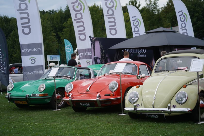 MotoClassic na Zamku Topacz - kultowe i współczczesne pojazdy