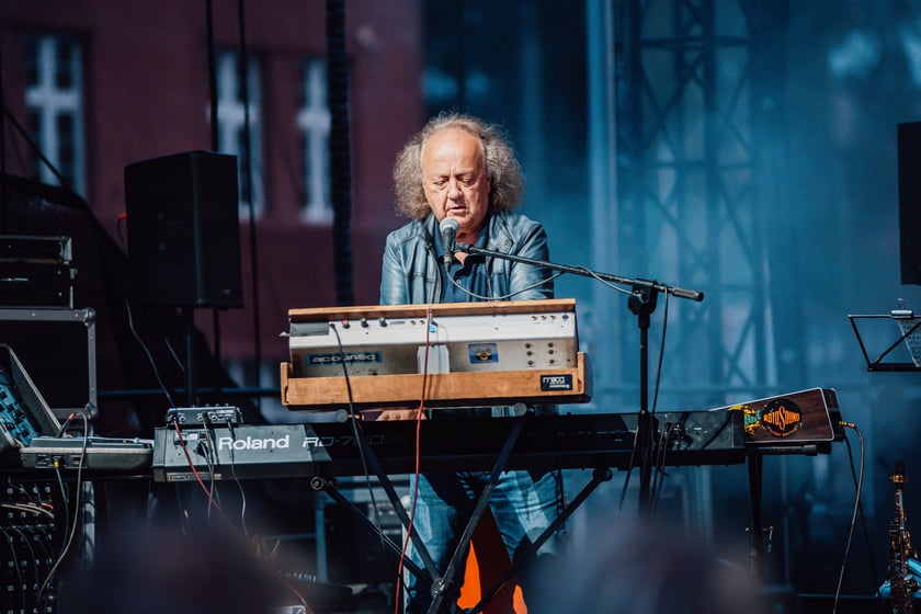 Wyjątkowy koncert ?Wojna Światów? przy CH Zajezdnia z okazji rocznicy powstania Solidarności