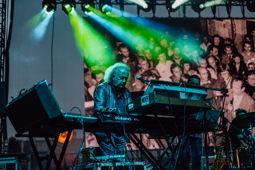 Wyjątkowy koncert ?Wojna Światów? przy CH Zajezdnia z okazji rocznicy powstania Solidarności