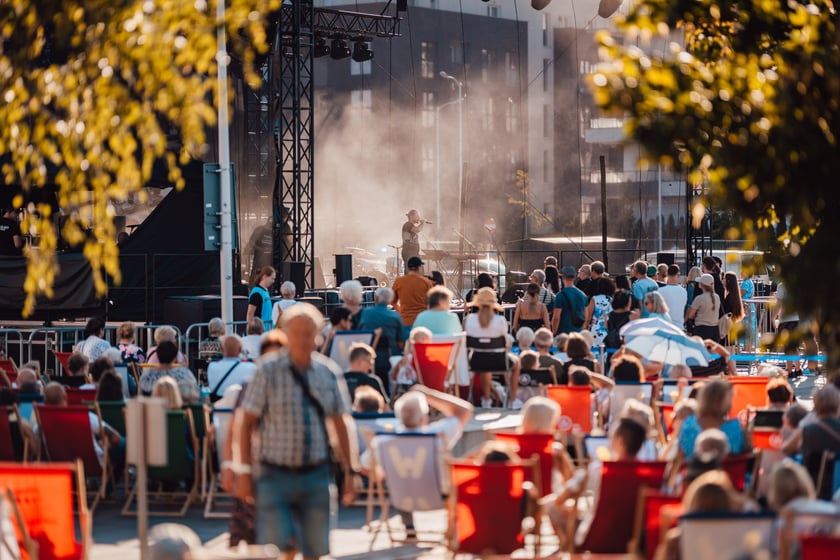 Wyjątkowy koncert ?Wojna Światów? przy CH Zajezdnia z okazji rocznicy powstania Solidarności