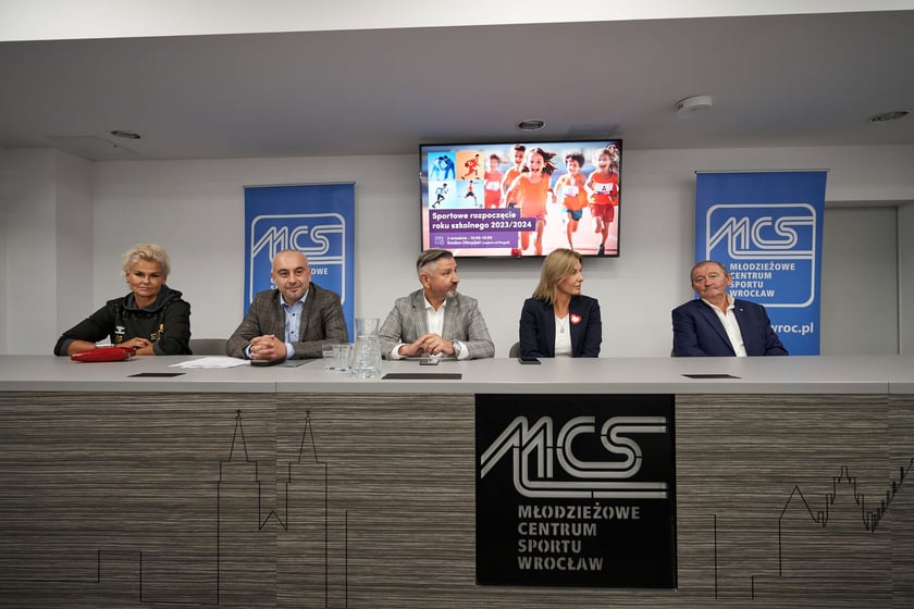 Konferencja prasowa przed sportowym rozpoczęciem roku szkolnego