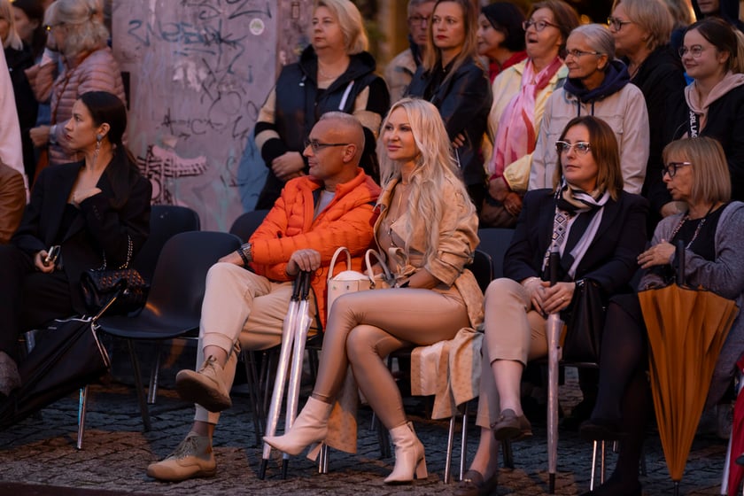 Pokaz mody Gosi Baczyńskiej na placu Solnym we Wrocławiu, 29.08.2023