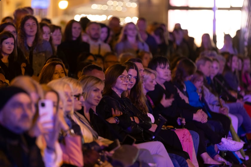 Pokaz mody Gosi Baczyńskiej na placu Solnym we Wrocławiu, 29.08.2023