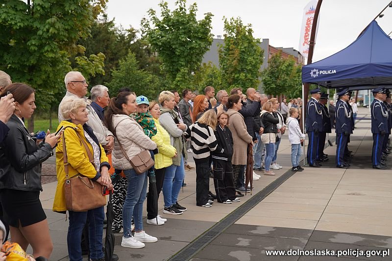 Uroczyste ślubowanie policjantek i policjantów