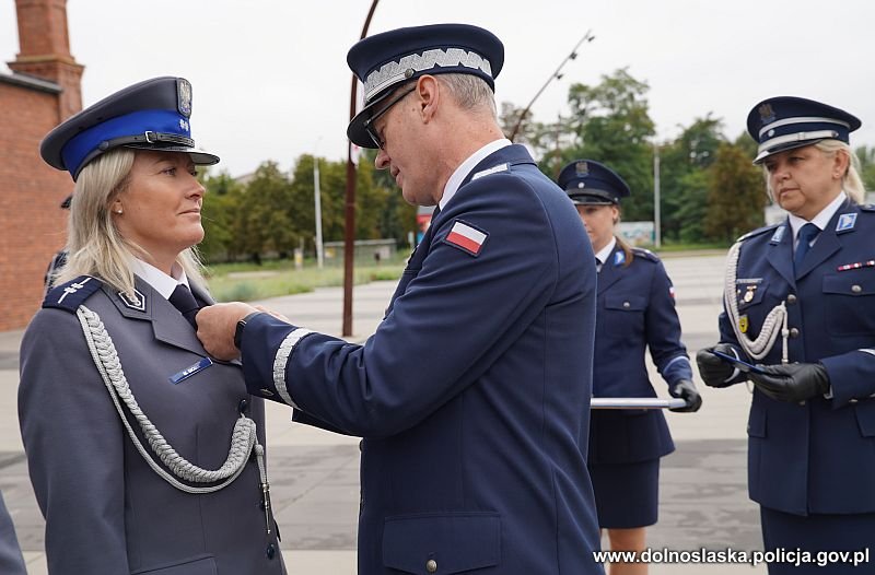 Uroczyste ślubowanie policjantek i policjantów