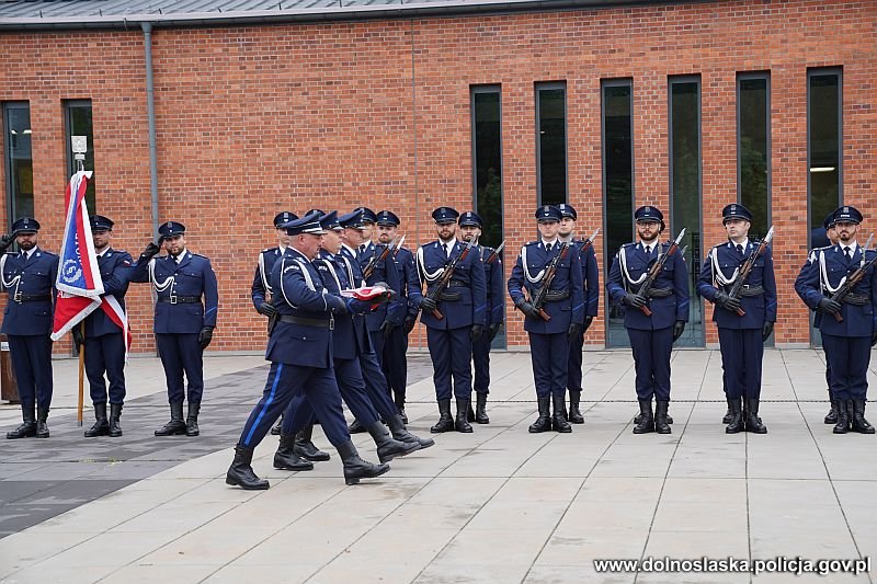 Uroczyste ślubowanie policjantek i policjantów